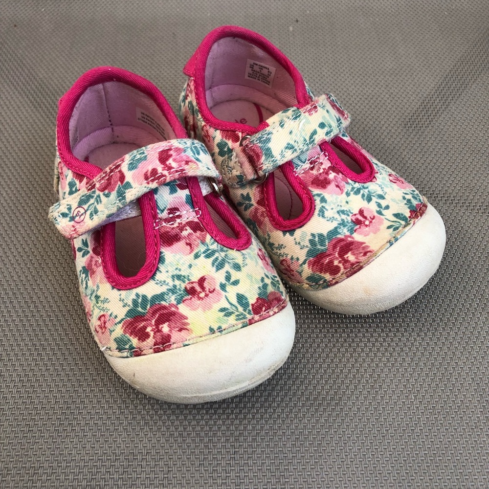 Floral Striderite shoes